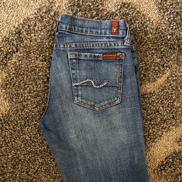 Mid Rise Boot cut jeans by 7 For All Mankind. - Picture 3 of 6